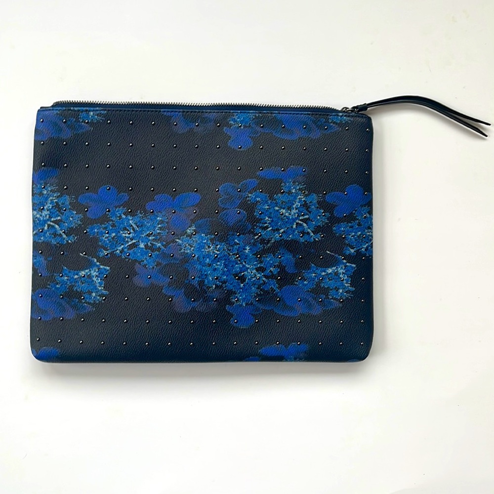 ✨Like New✨ New York & Co Single Zipper Handbag